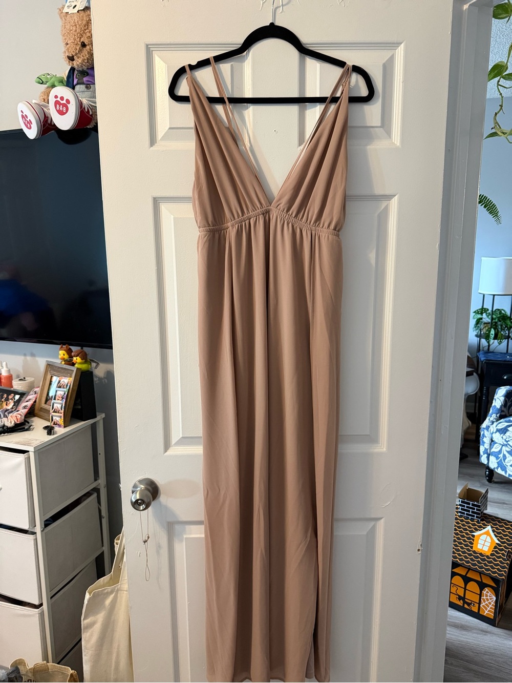 Women's Nude V-Neck Maxi Dress